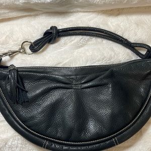 Fossil purse - quality leather, black with silver trim.